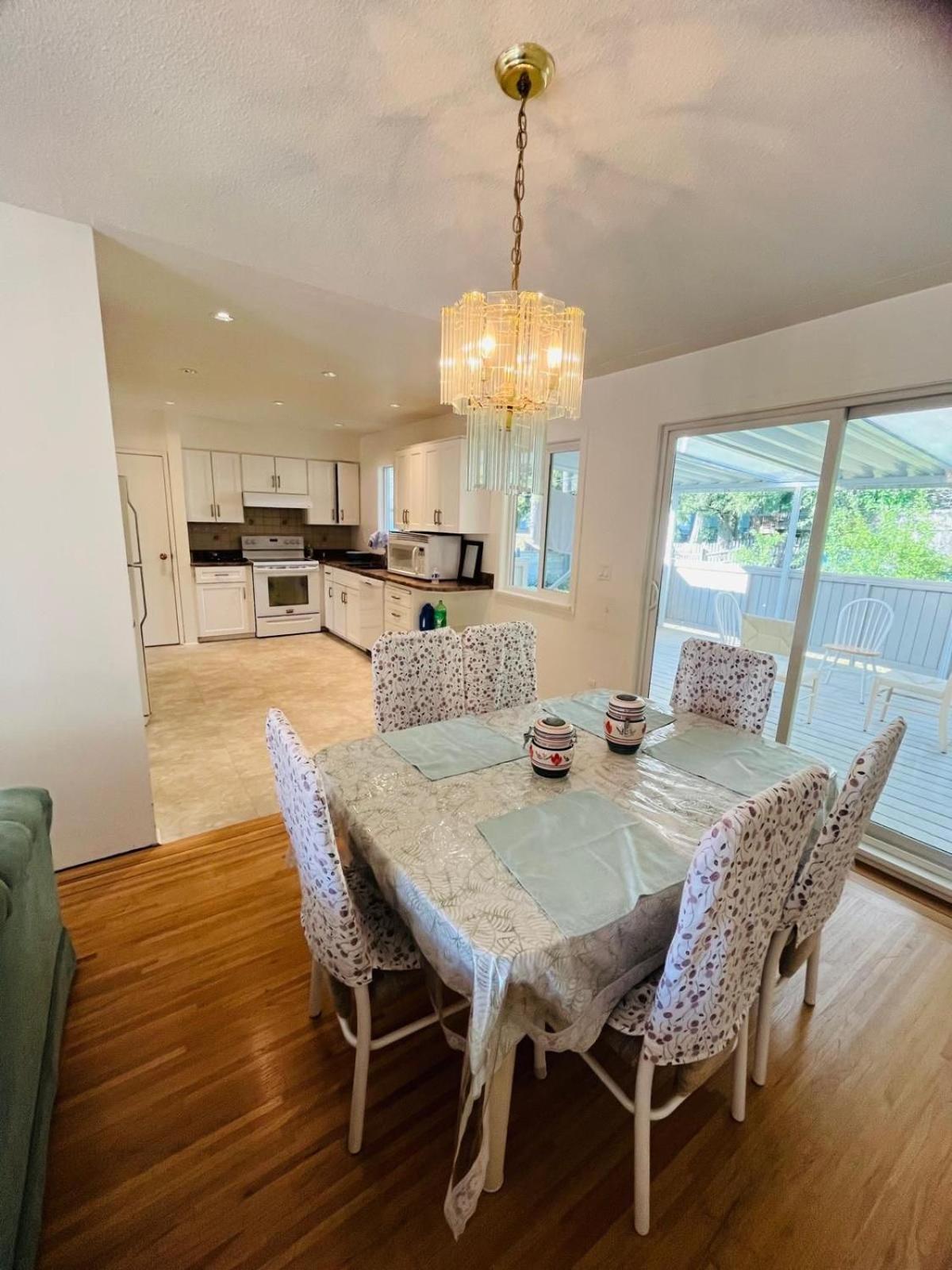 Cosy Romantic Stay In Surrey- Walking Distance From Guildford Town Centre 외부 사진